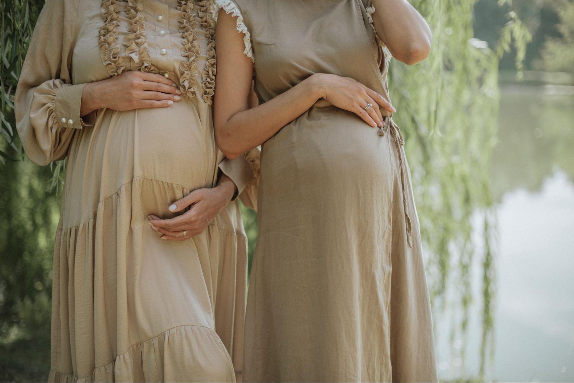 Dresses or gowns make perfect maternity outfits